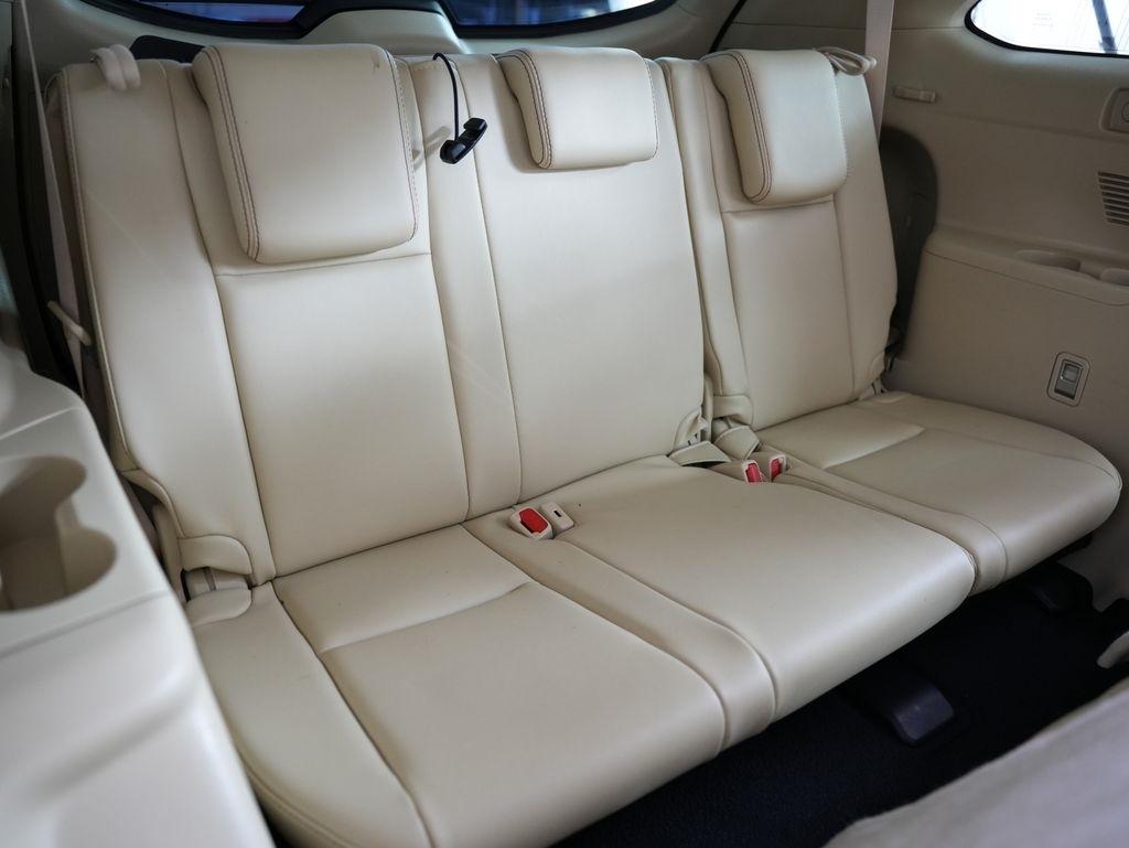 Toyota Highlander Limited V6 AWD (Natl) 2017