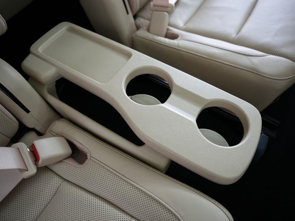 Toyota Highlander Limited V6 AWD (Natl) 2017