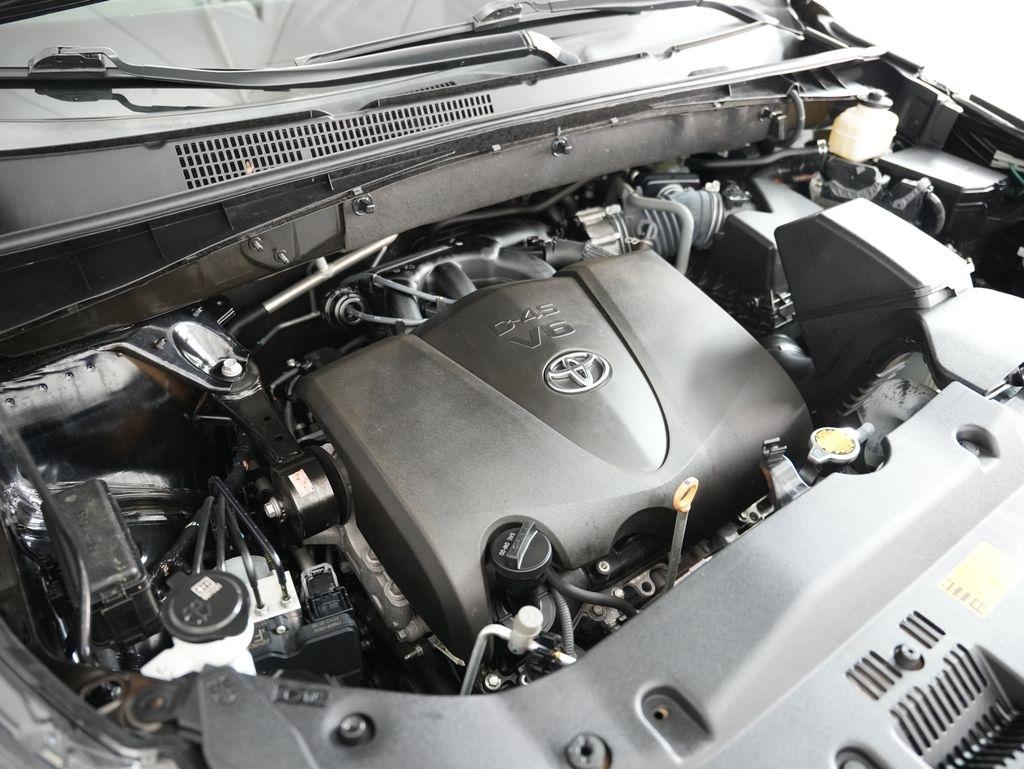 Toyota Highlander Limited V6 AWD (Natl) 2017