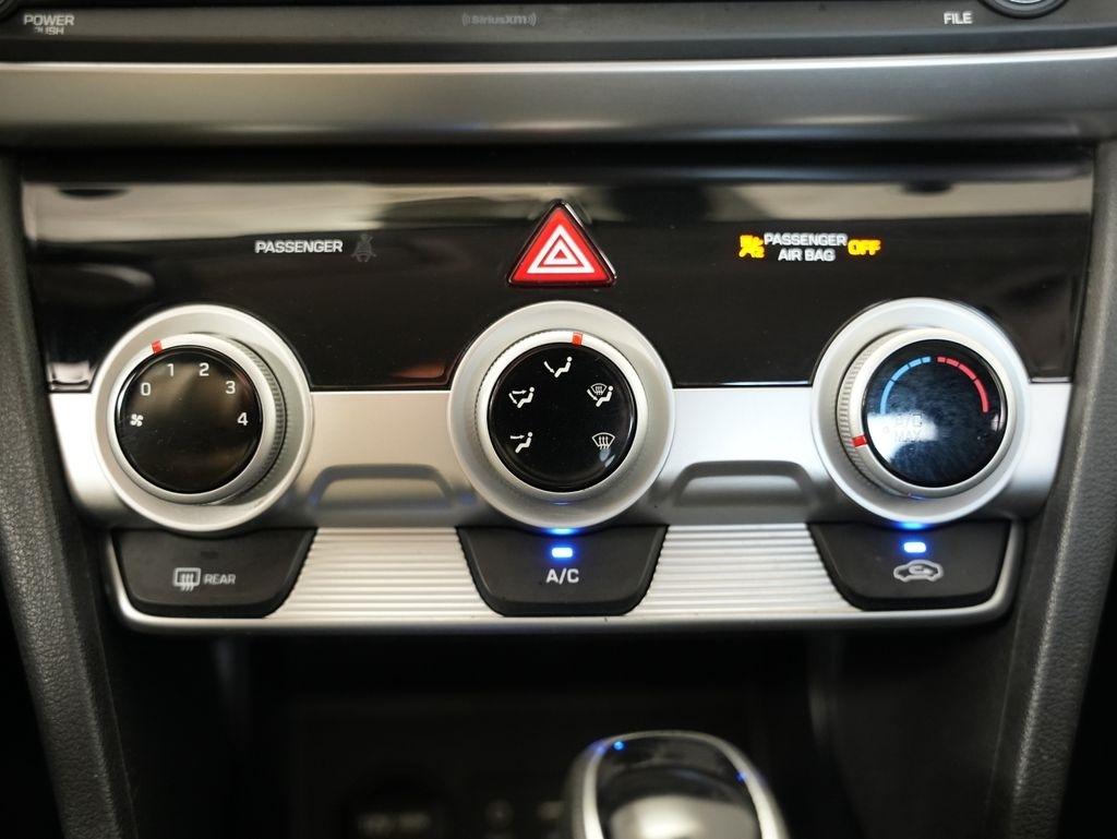 Hyundai Elantra SEL Auto 2019