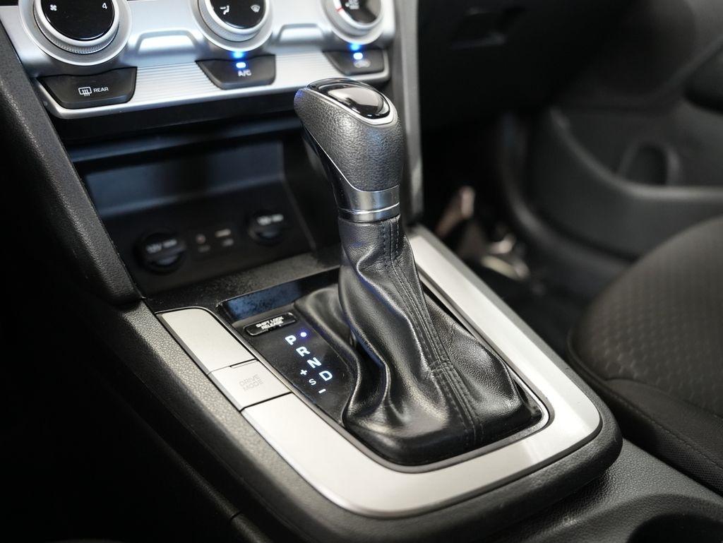 Hyundai Elantra SEL Auto 2019