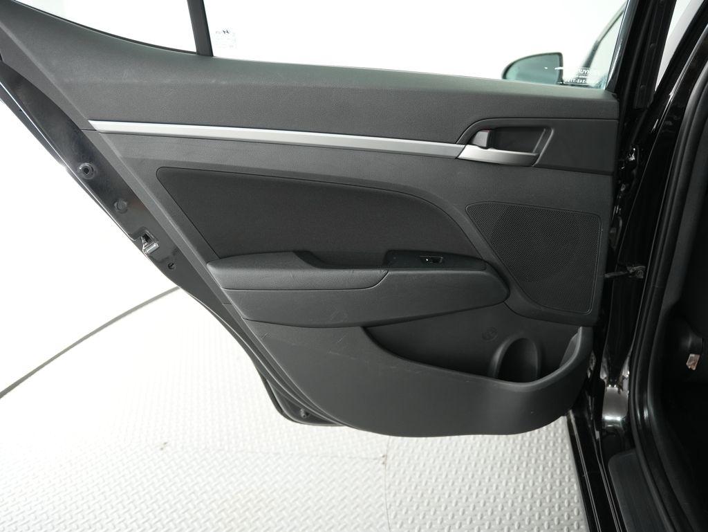 Hyundai Elantra SEL Auto 2019