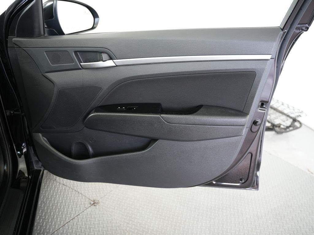 Hyundai Elantra SEL Auto 2019