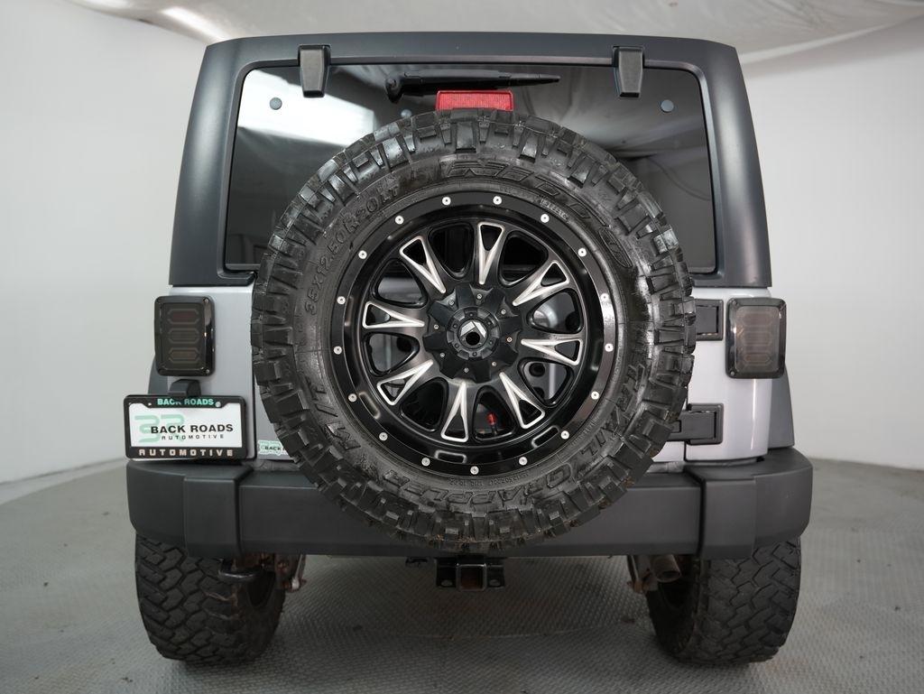 Jeep Wrangler Unlimited 4WD 4dr Sport 2016