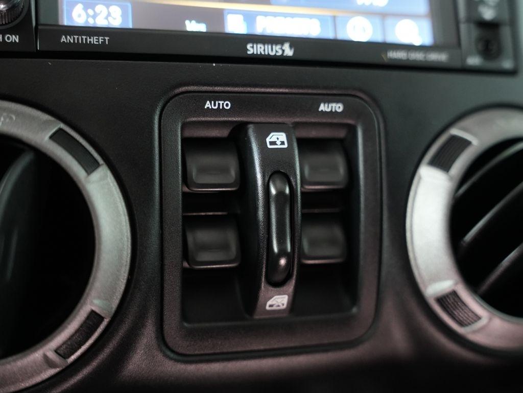 Jeep Wrangler Unlimited 4WD 4dr Sport 2016