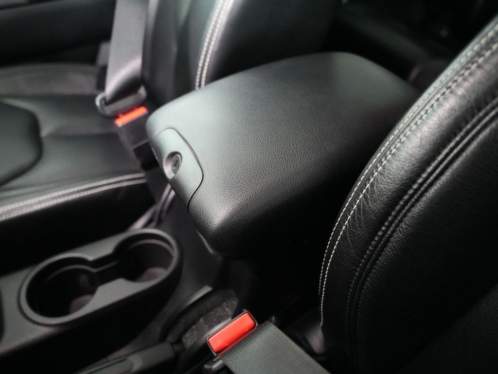 Jeep Wrangler Unlimited 4WD 4dr Sport 2016