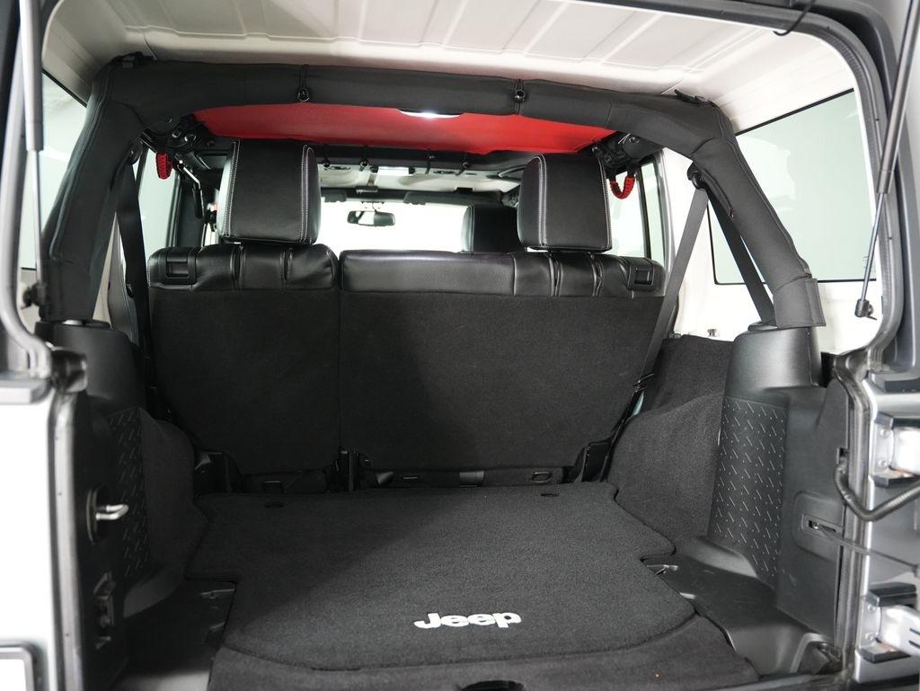 Jeep Wrangler Unlimited 4WD 4dr Sport 2016