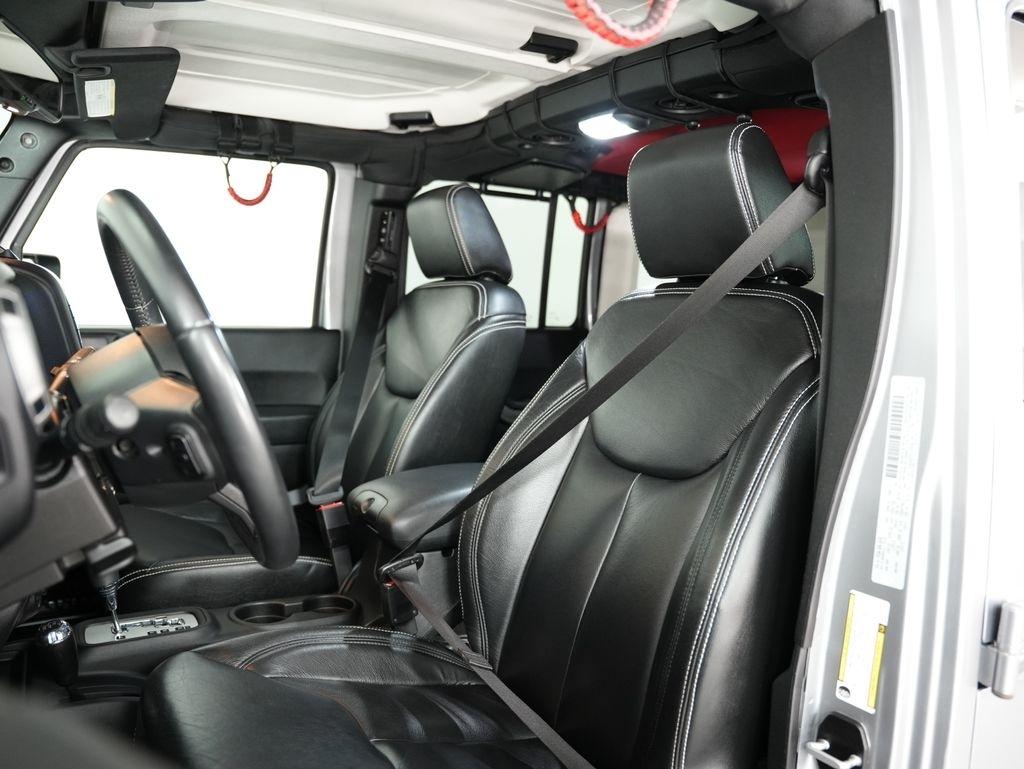 Jeep Wrangler Unlimited 4WD 4dr Sport 2016