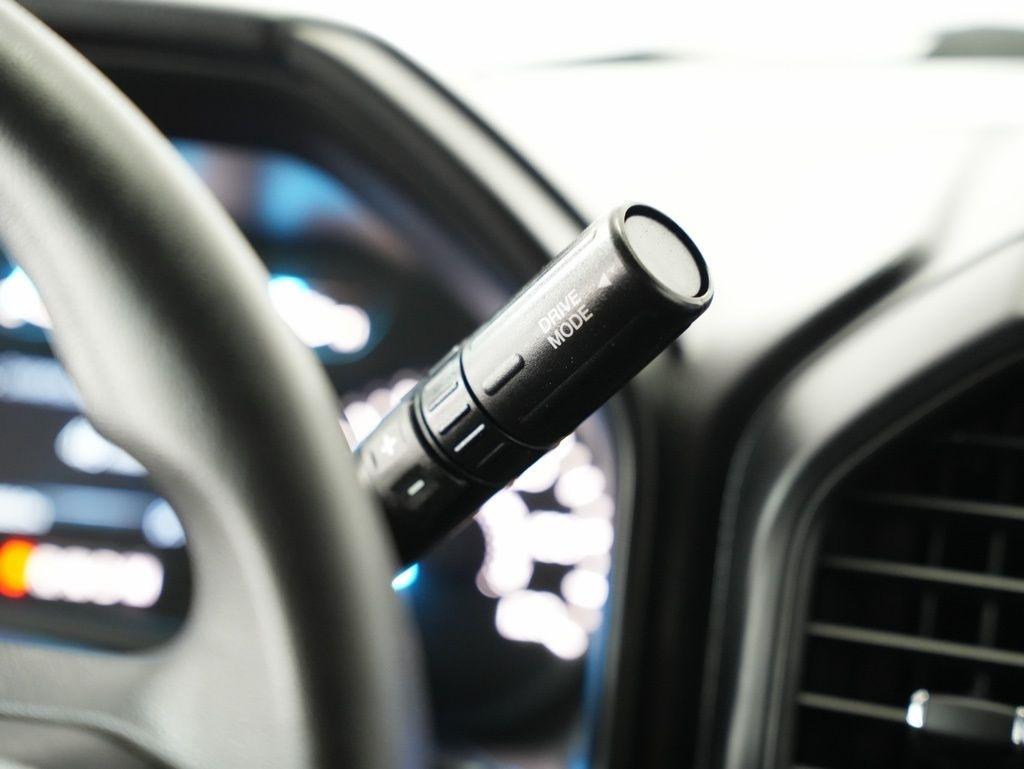 Ford F-150 Lariat 4WD SuperCab 8' Box 2020