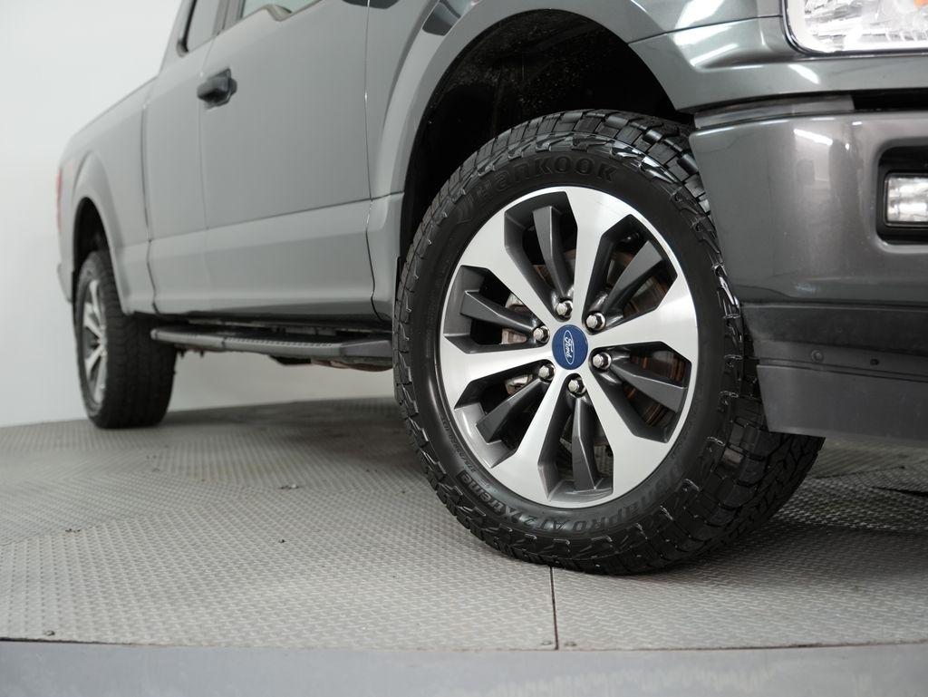 Ford F-150 Lariat 4WD SuperCab 8' Box 2020