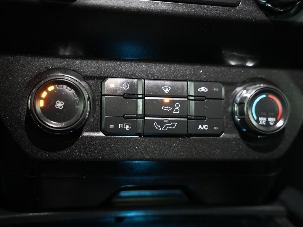 Ford F-150 Lariat 4WD SuperCab 8' Box 2020