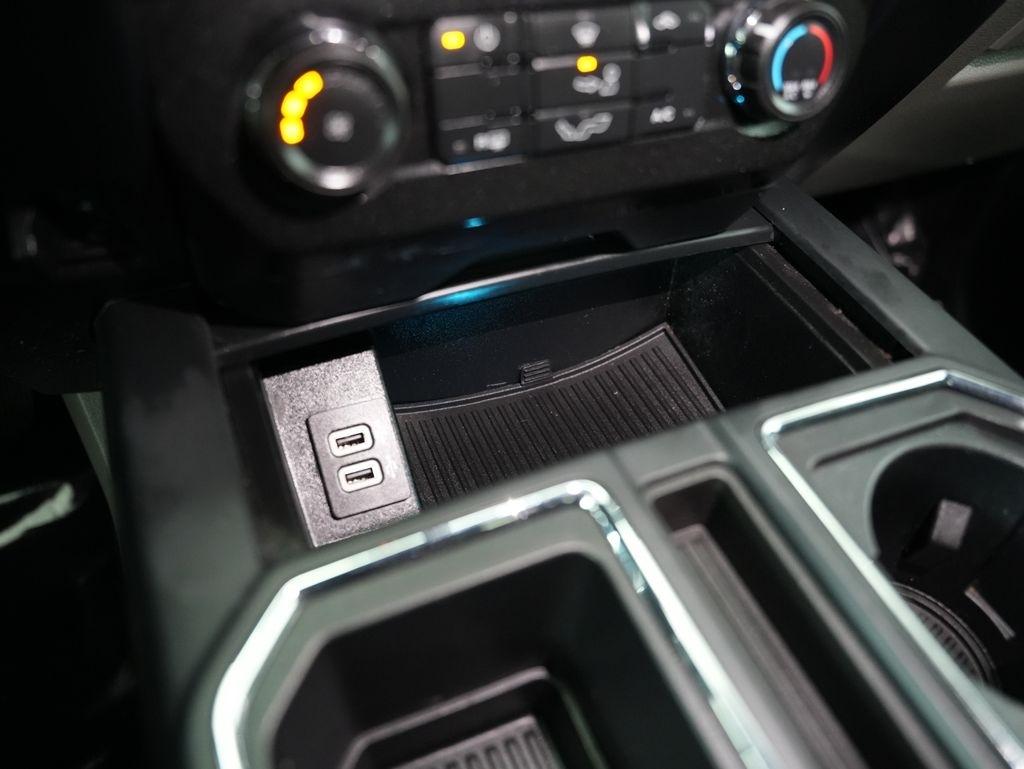 Ford F-150 Lariat 4WD SuperCab 8' Box 2020