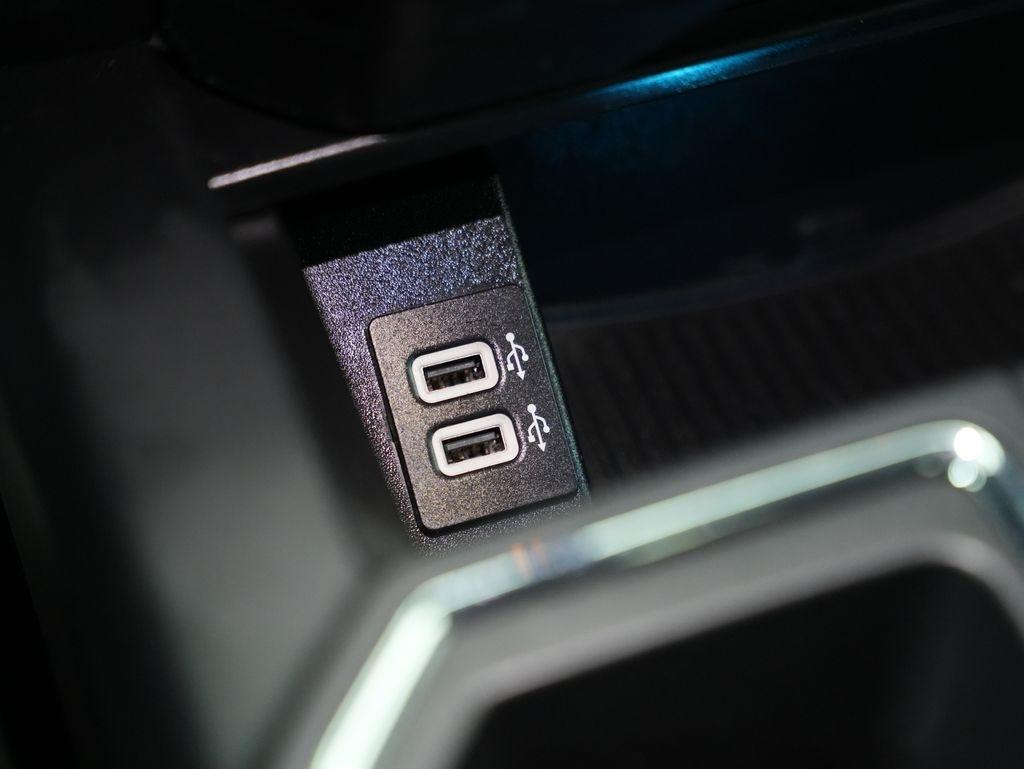 Ford F-150 Lariat 4WD SuperCab 8' Box 2020