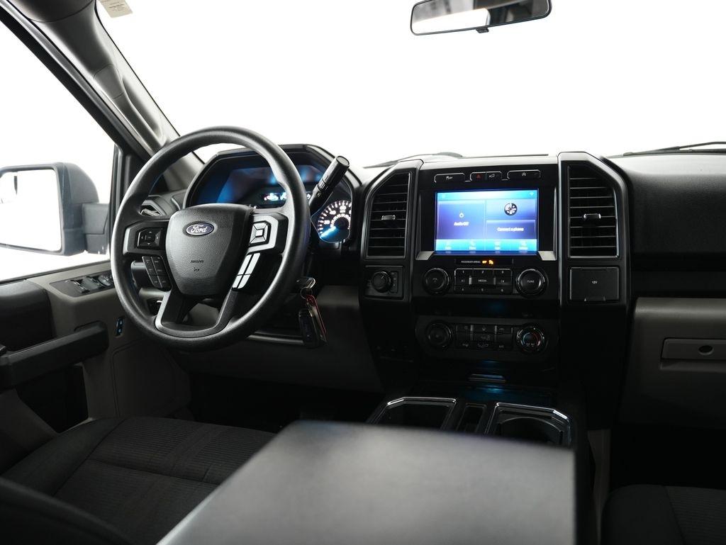 Ford F-150 Lariat 4WD SuperCab 8' Box 2020