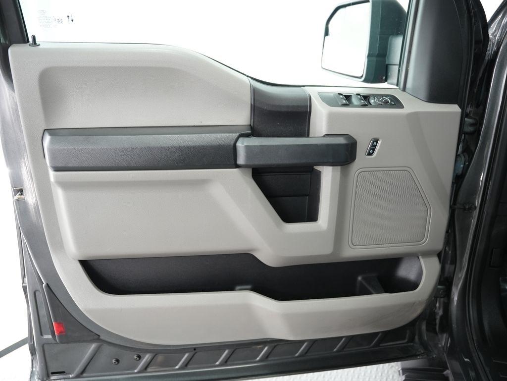 Ford F-150 Lariat 4WD SuperCab 8' Box 2020