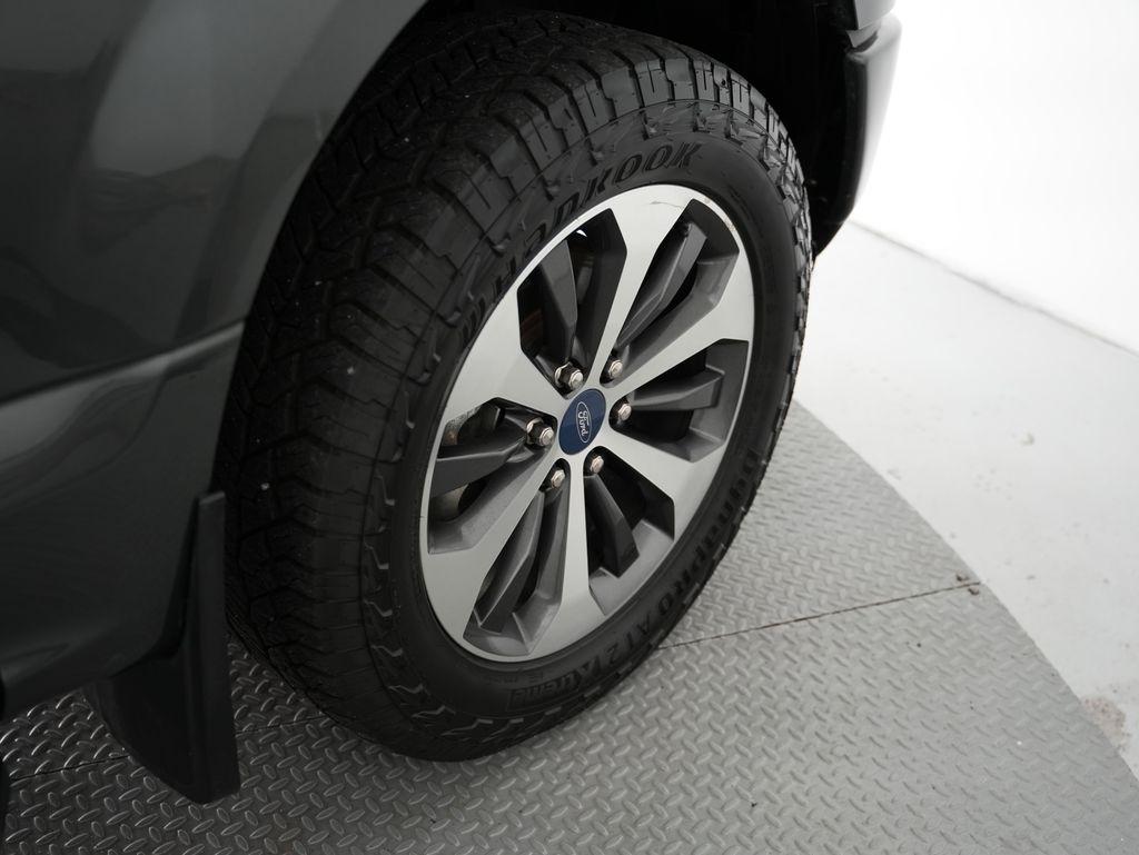 Ford F-150 Lariat 4WD SuperCab 8' Box 2020