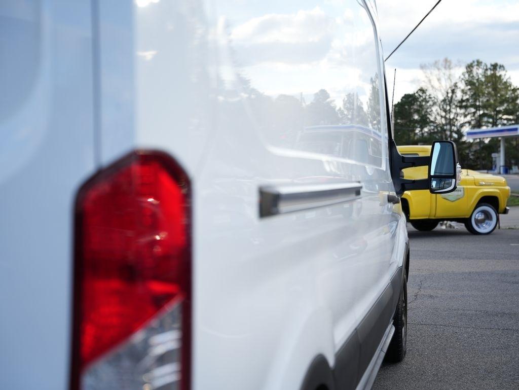 Ford Transit Cargo Van T-250 148" Hi Rf 9070 GVWR RWD 2020