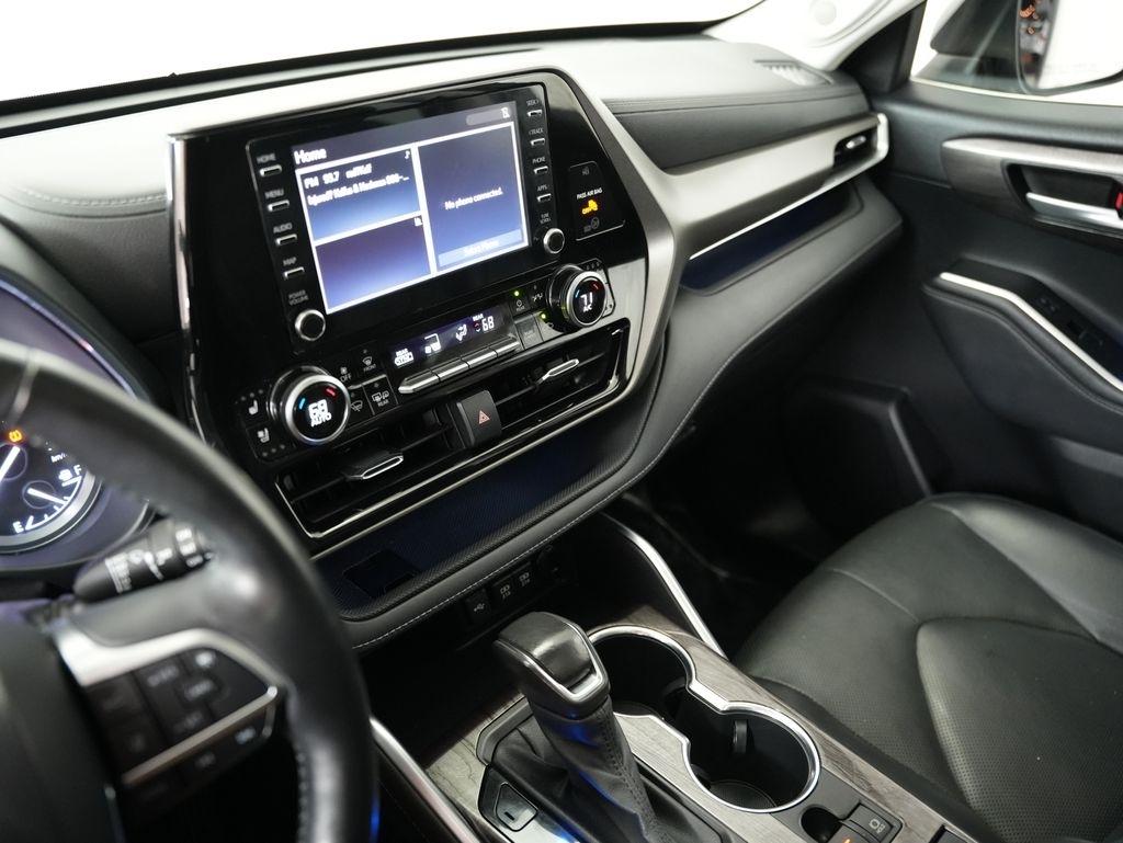 Toyota Highlander Limited AWD (Natl) 2020