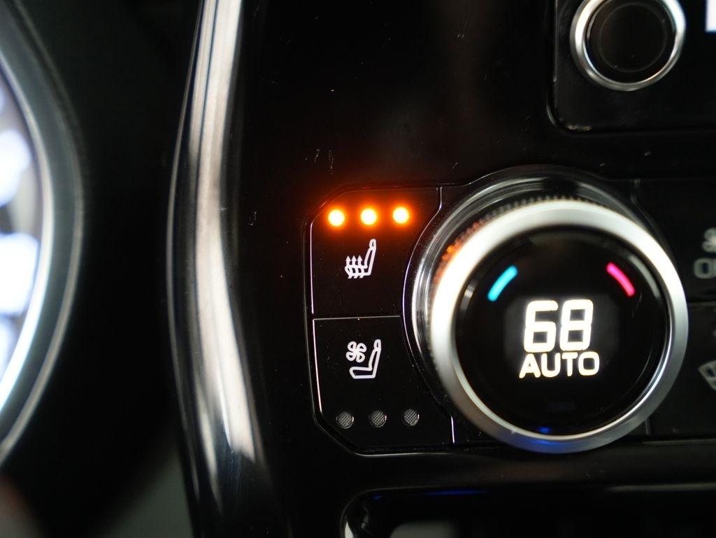 Toyota Highlander Limited AWD (Natl) 2020