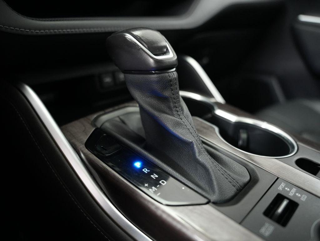 Toyota Highlander Limited AWD (Natl) 2020