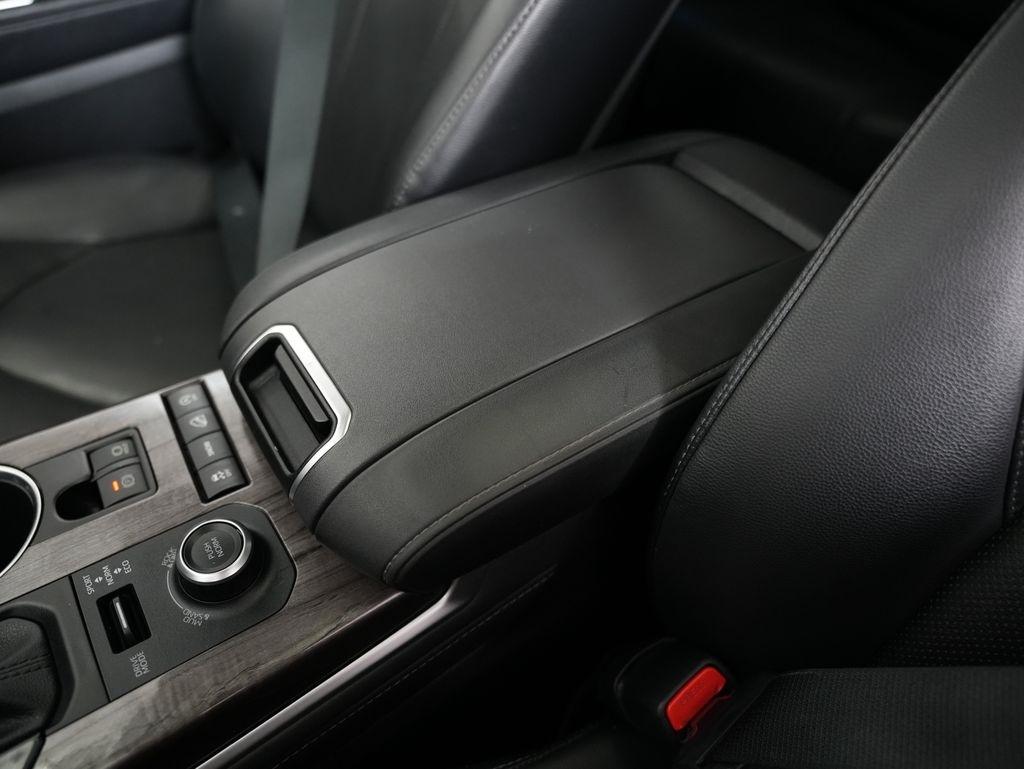 Toyota Highlander Limited AWD (Natl) 2020