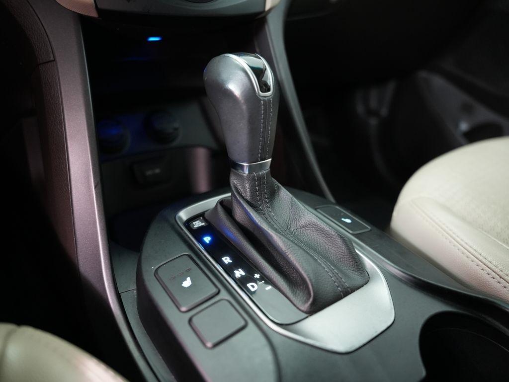 Hyundai Santa Fe AWD 4dr Sport 2013