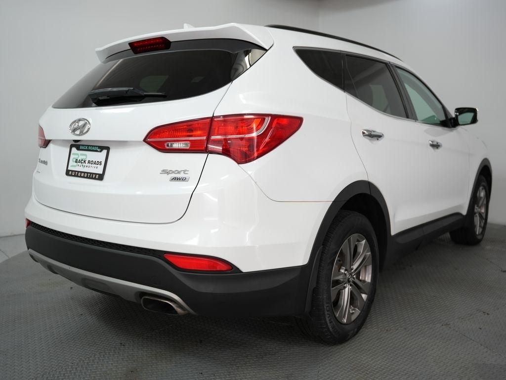 Hyundai Santa Fe AWD 4dr Sport 2013