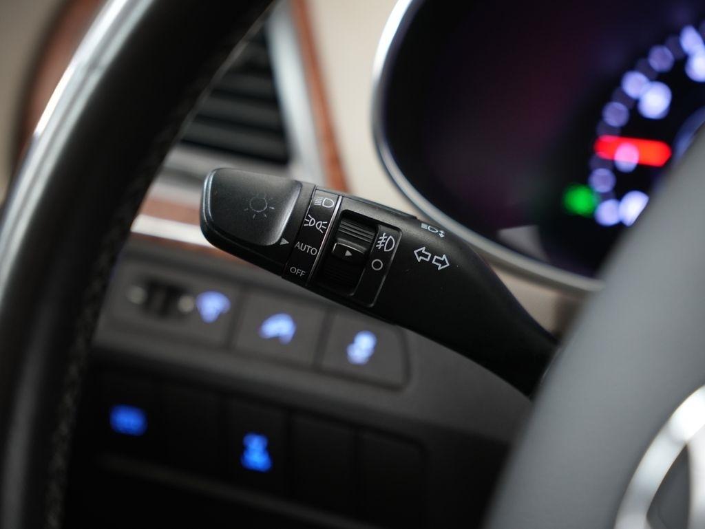 Hyundai Santa Fe AWD 4dr Sport 2013