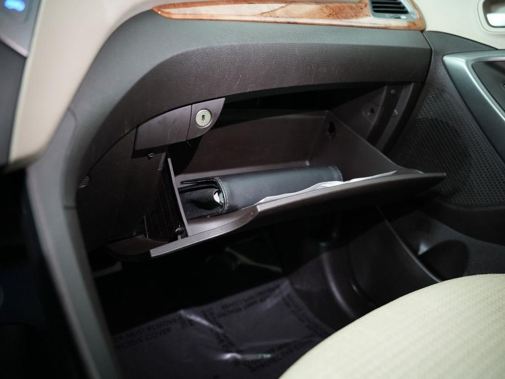 Hyundai Santa Fe AWD 4dr Sport 2013