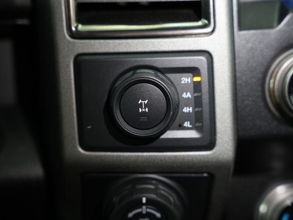 Ford F-150 Raptor 4WD SuperCrew 5.5' Box 2020