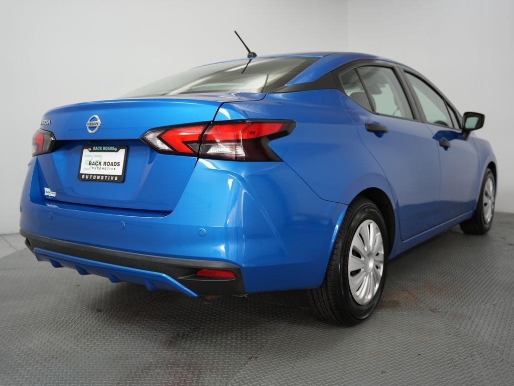 Nissan Versa S CVT 2021