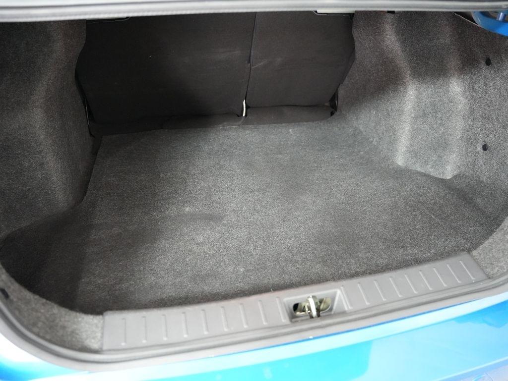 Nissan Versa S CVT 2021