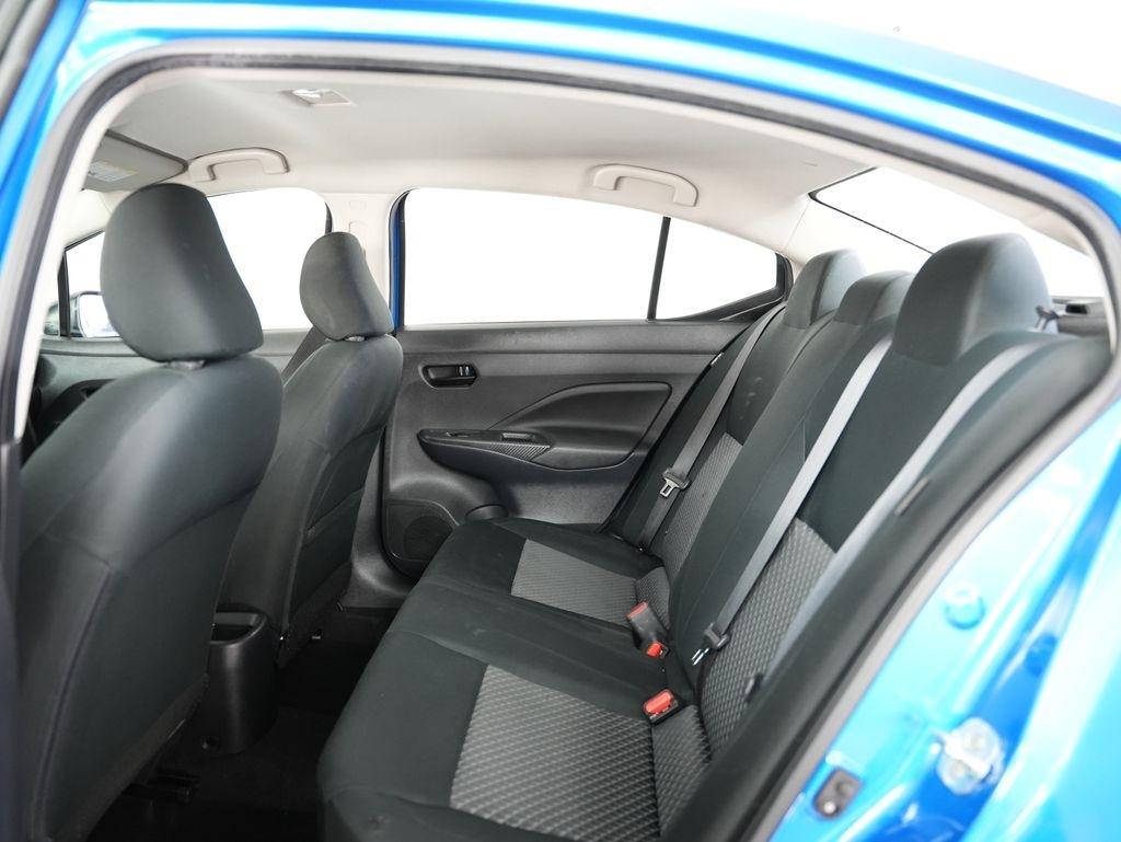 Nissan Versa S CVT 2021