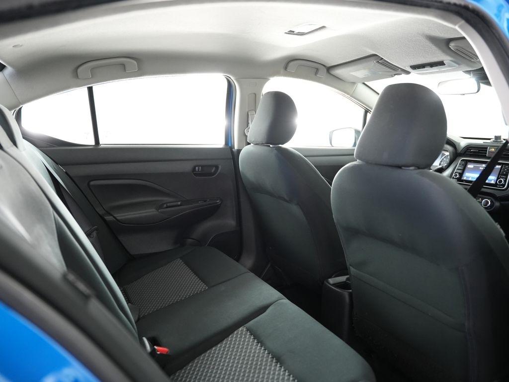 Nissan Versa S CVT 2021