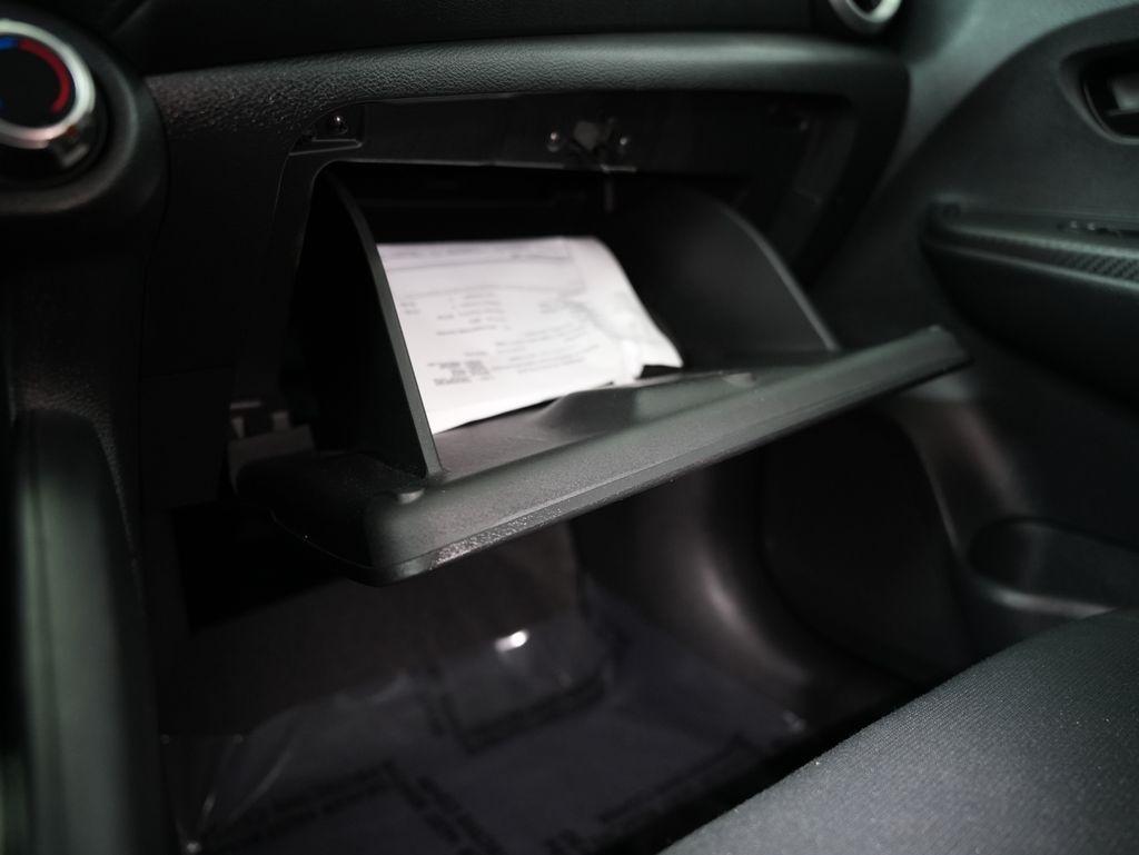 Nissan Versa S CVT 2021