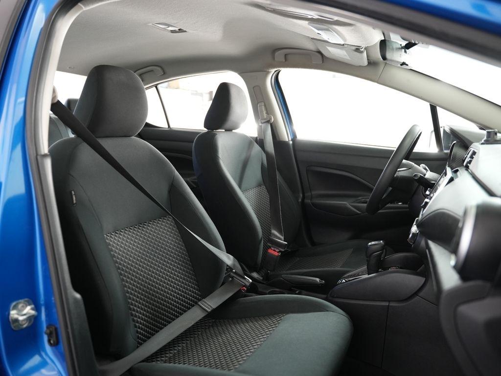 Nissan Versa S CVT 2021