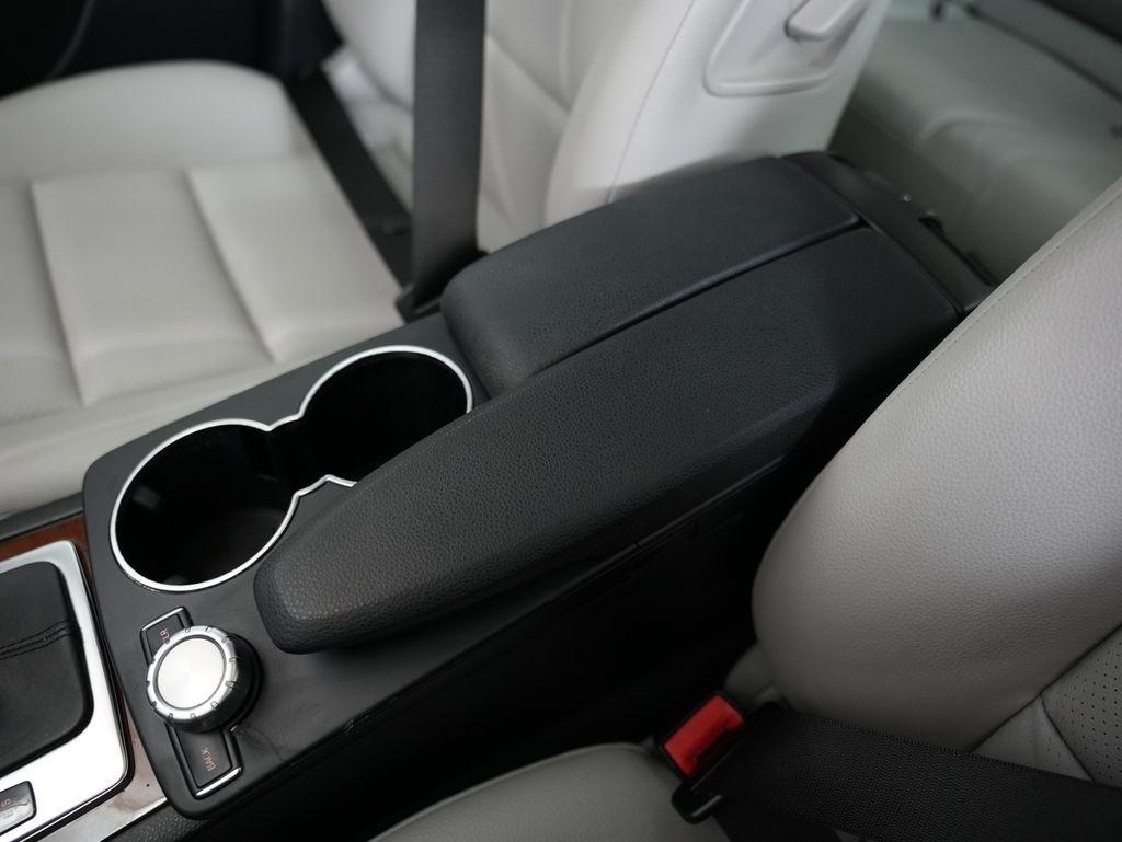 Mercedes-Benz C-Class 4dr Sdn C 300 Sport 4MATIC 2012