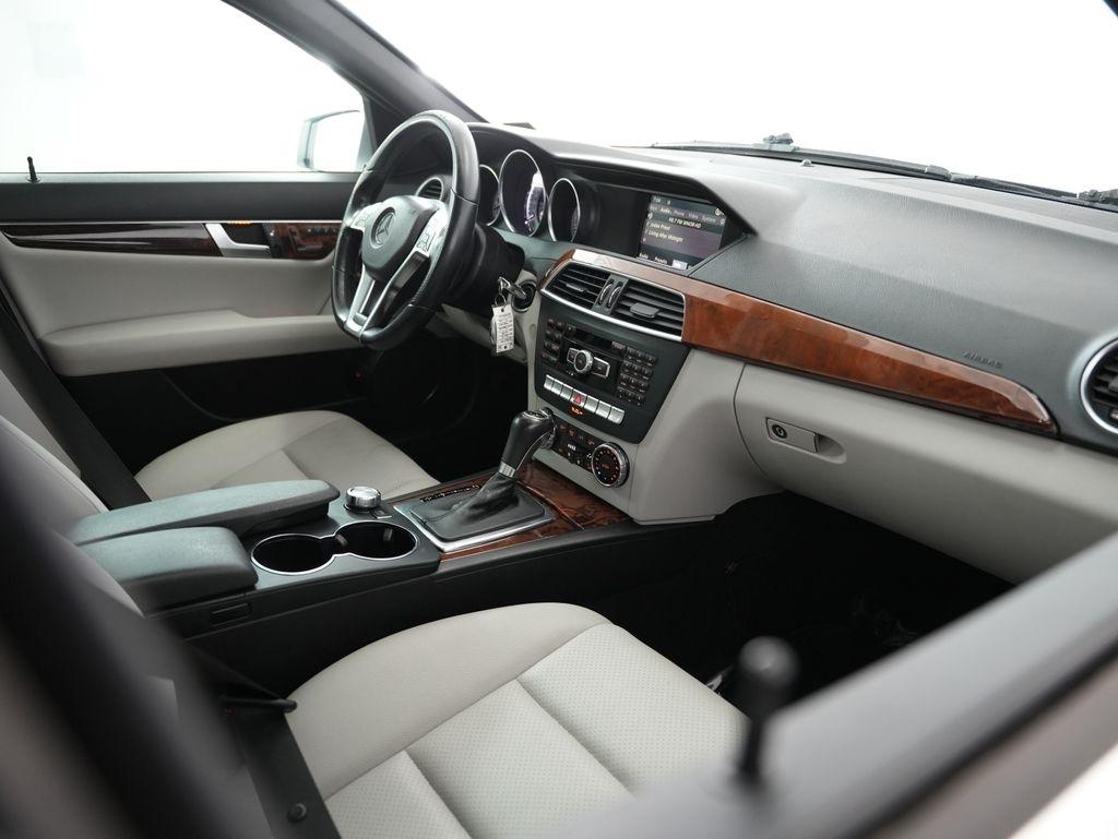 Mercedes-Benz C-Class 4dr Sdn C 300 Sport 4MATIC 2012