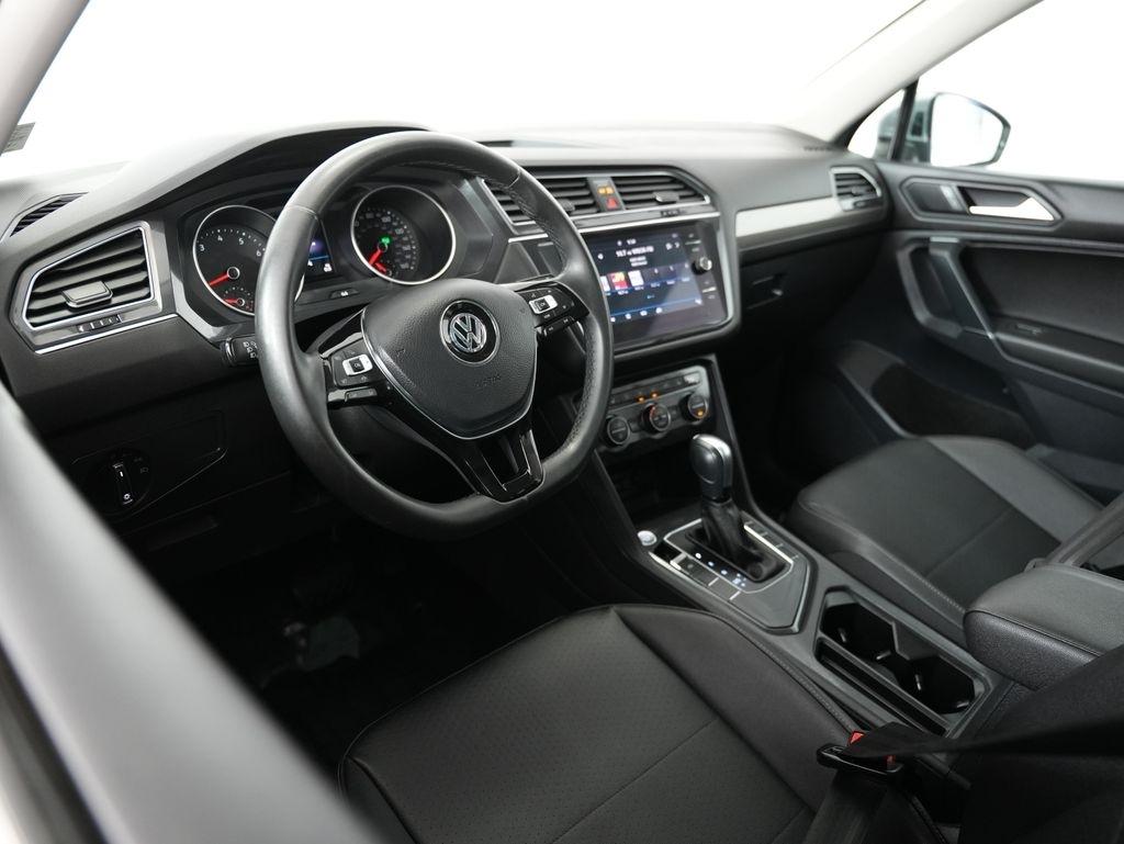 Volkswagen Tiguan 2.0T SE R-Line Black FWD 2020