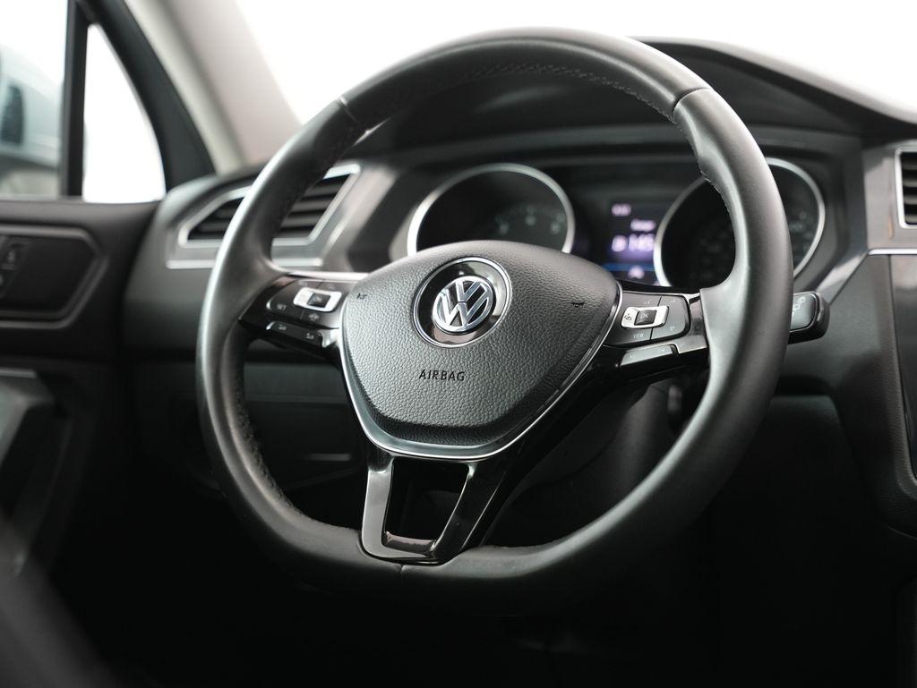 Volkswagen Tiguan 2.0T SE R-Line Black FWD 2020