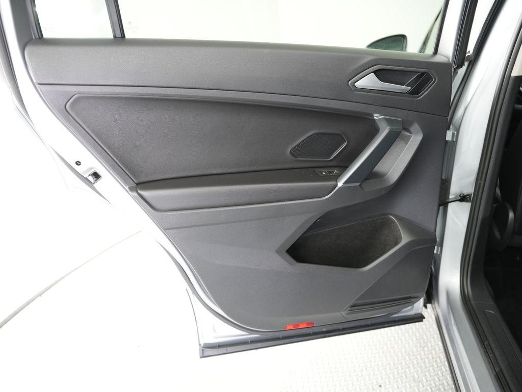 Volkswagen Tiguan 2.0T SE R-Line Black FWD 2020