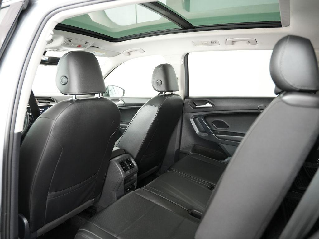 Volkswagen Tiguan 2.0T SE R-Line Black FWD 2020