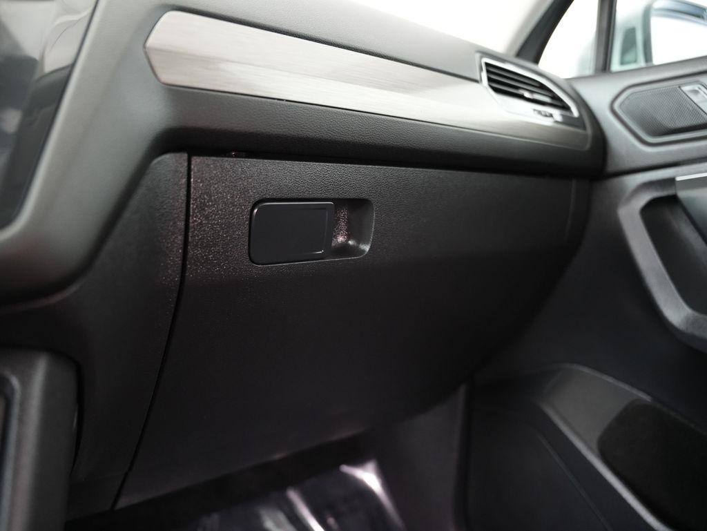 Volkswagen Tiguan 2.0T SE R-Line Black FWD 2020