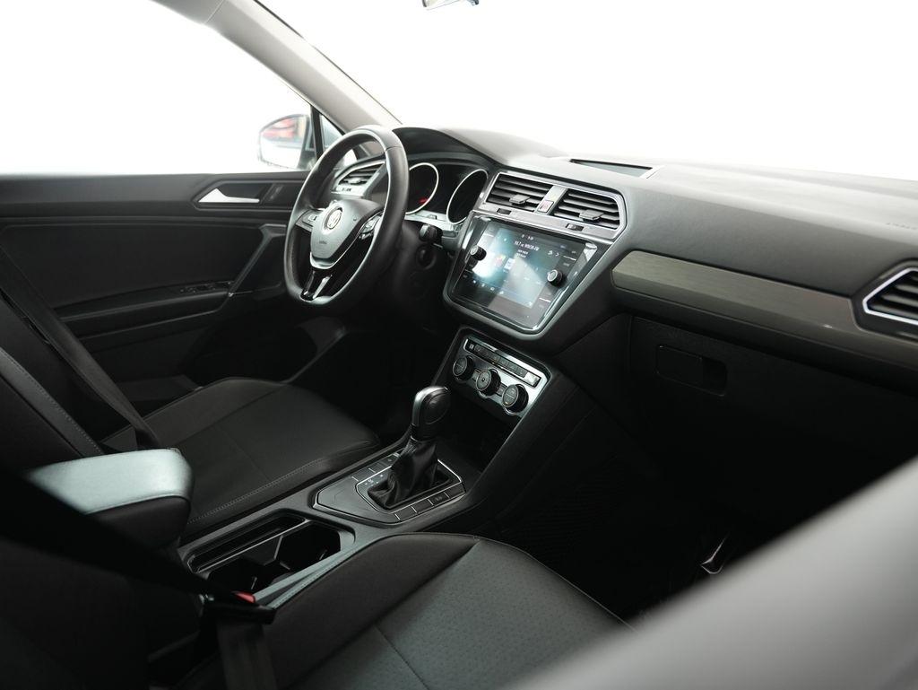 Volkswagen Tiguan 2.0T SE R-Line Black FWD 2020