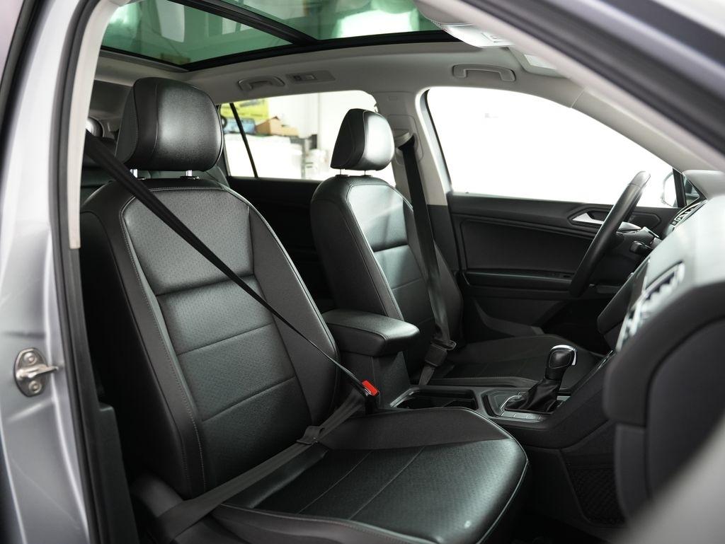 Volkswagen Tiguan 2.0T SE R-Line Black FWD 2020