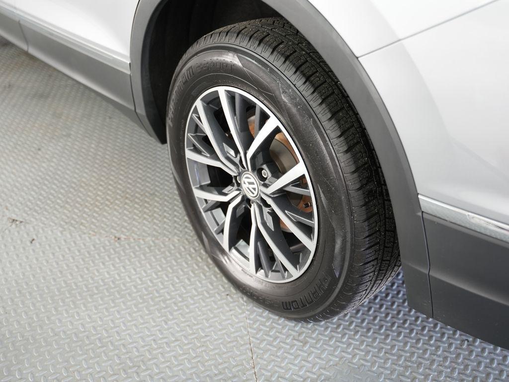 Volkswagen Tiguan 2.0T SE R-Line Black FWD 2020