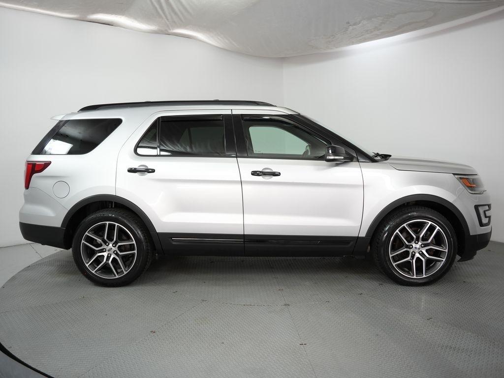 Ford Explorer 4WD 4dr Sport 2016