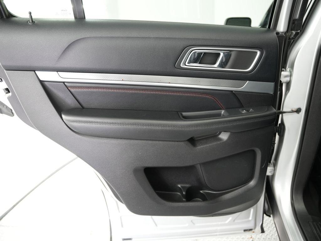 Ford Explorer 4WD 4dr Sport 2016