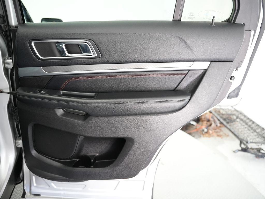 Ford Explorer 4WD 4dr Sport 2016