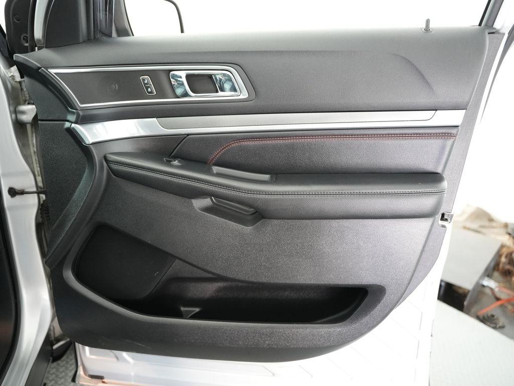 Ford Explorer 4WD 4dr Sport 2016